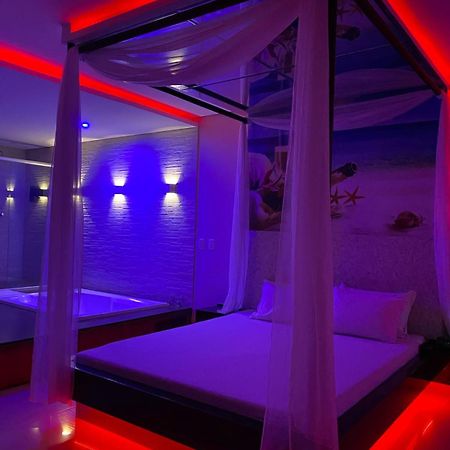 Motel Paris Aparecida de Goiânia Eksteriør billede